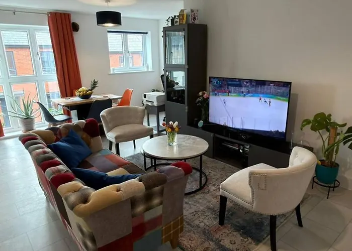 Cozy And Bright In A Friendly 2 Bedroom Bristol