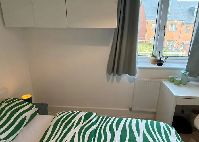 Cozy And Bright In A Friendly 2 Bedroom Penzion