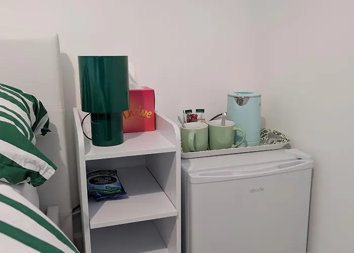 Cozy And Bright In A Friendly 2 Bedroom * Bristol